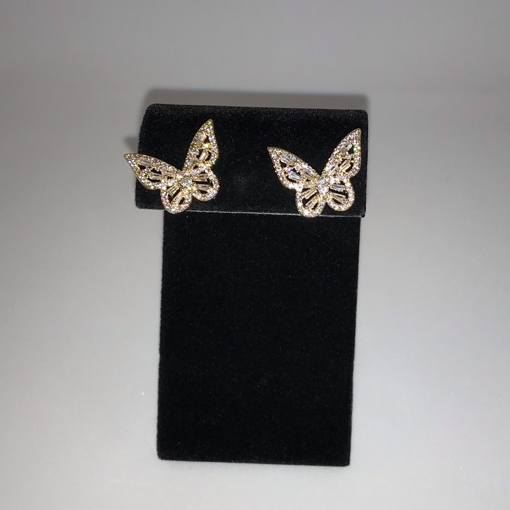 Mini Butterfly Baguette Earrings - Picture 7 of 8